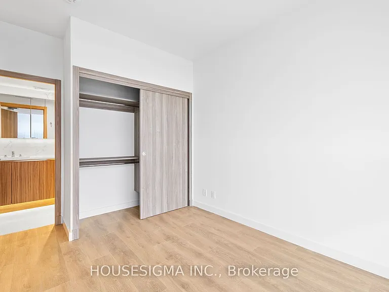 27 McMahon Dr #3306 — Photo 27