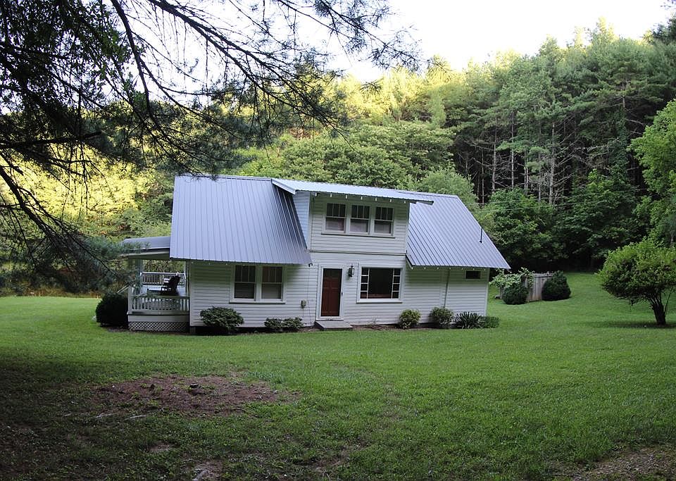1st image of 1190 Sutphintown Rd