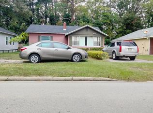 2812 White Ave, Jacksonville, FL 32207