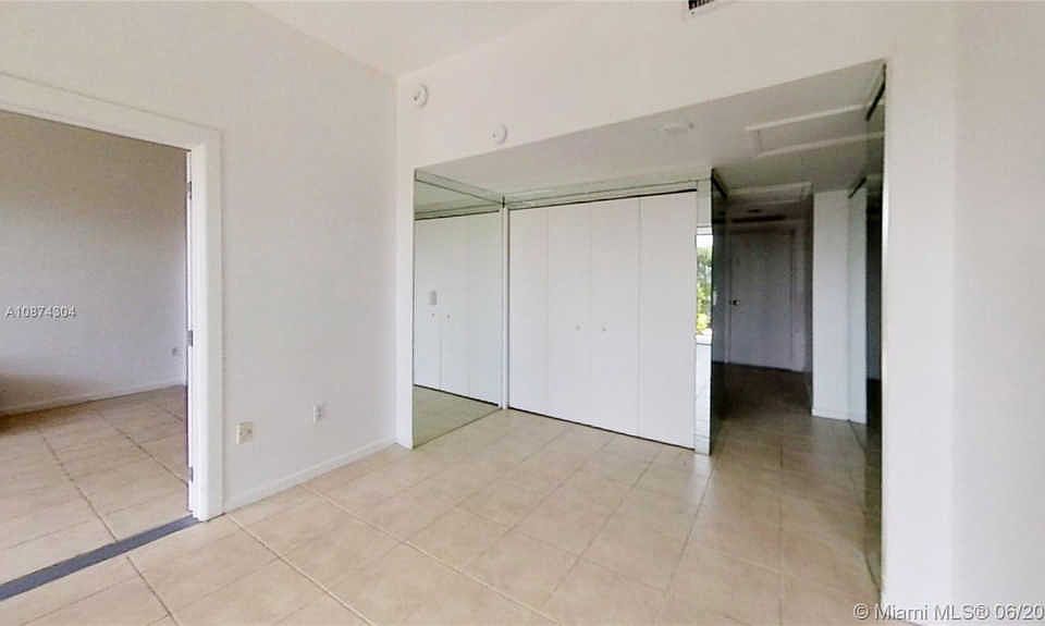 2nd image of 11111 Biscayne Blvd #110/111