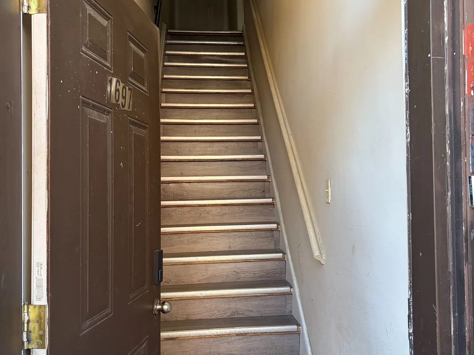 1 bed, $2,000 — Photo 2