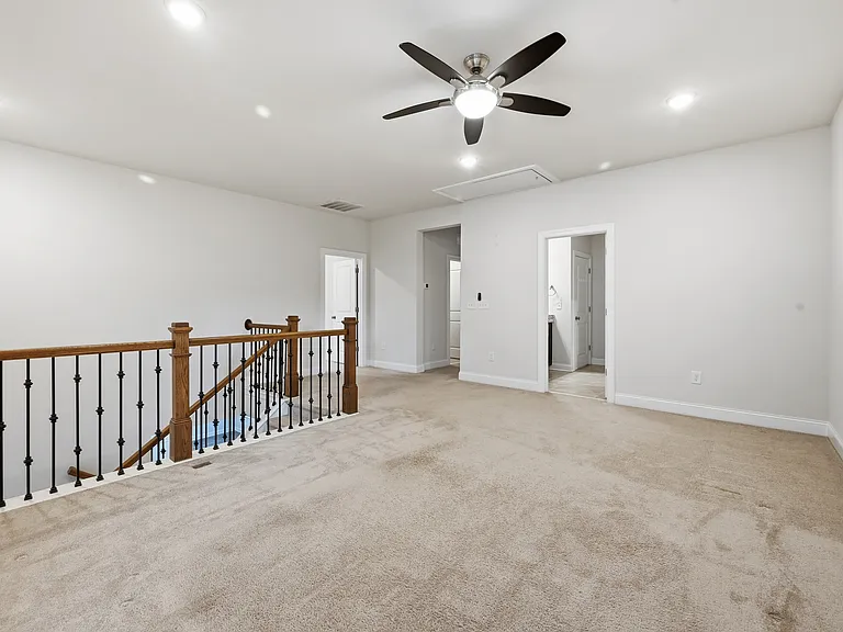 829 Summit Crest Ct — Photo 10