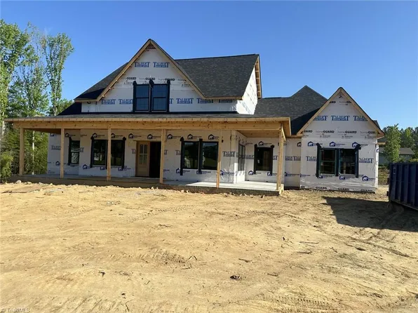 2418 Friedberg Church Rd, Winston Salem, NC 27127