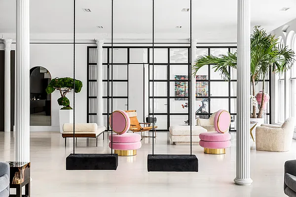 Rented by Compass | media 18