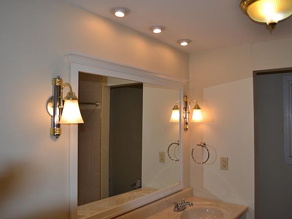 Master bath vanity sink