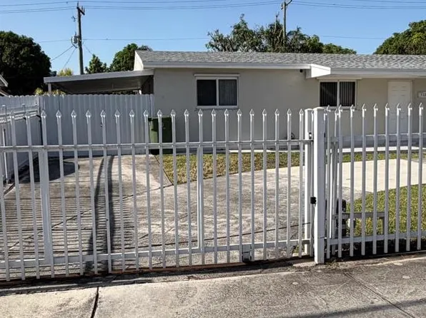 1430 W 37th St, Hialeah, FL 33012