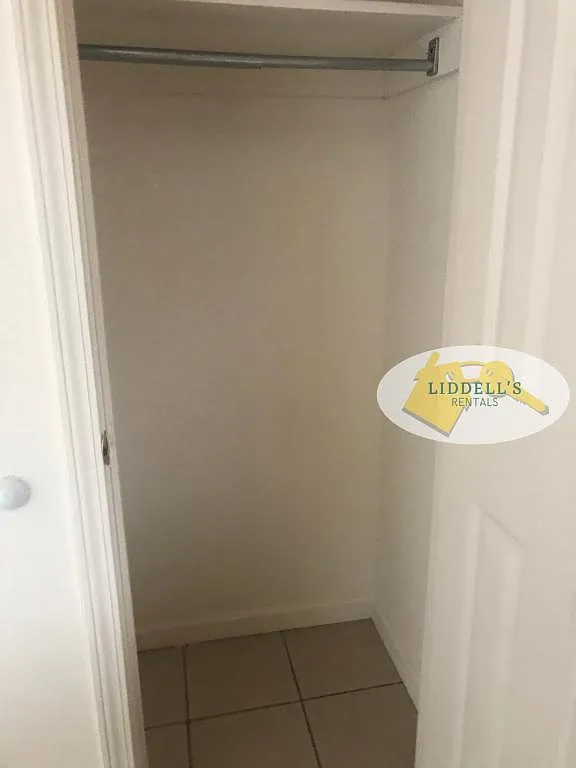 812 Ada St, Apt #3 — Photo 3