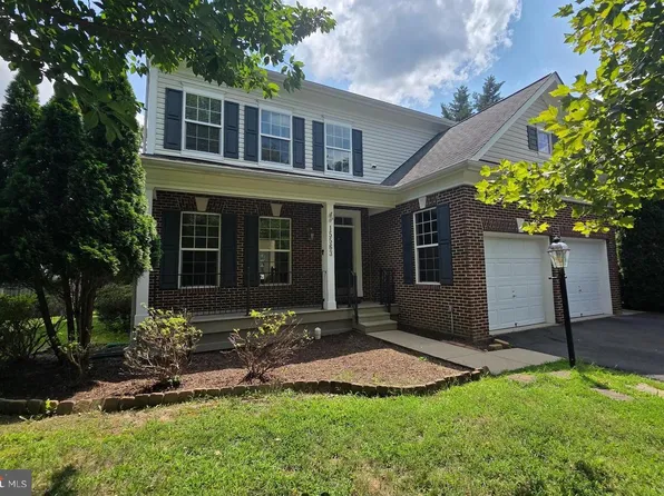 15563 Kelley Farm Ct, Woodbridge, VA 22193