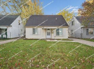 17678 Lincoln Ave, Eastpointe, MI 48021