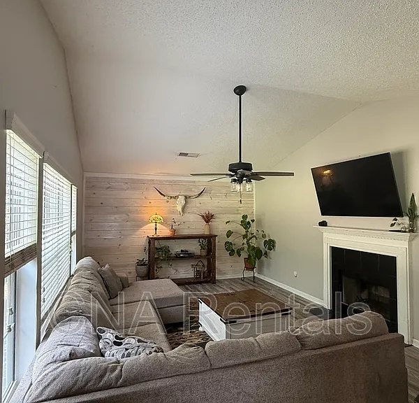 229 Old Carrollton Rd — Photo 6