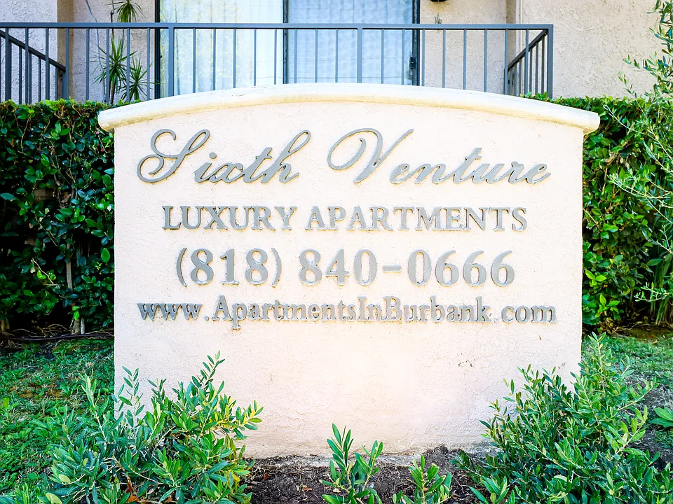 Sixth Street Venture Luxury Apartments