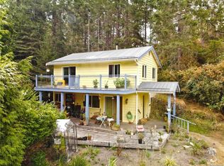 121 Whims Rd, Saltspring Island, BC V8K 1C1