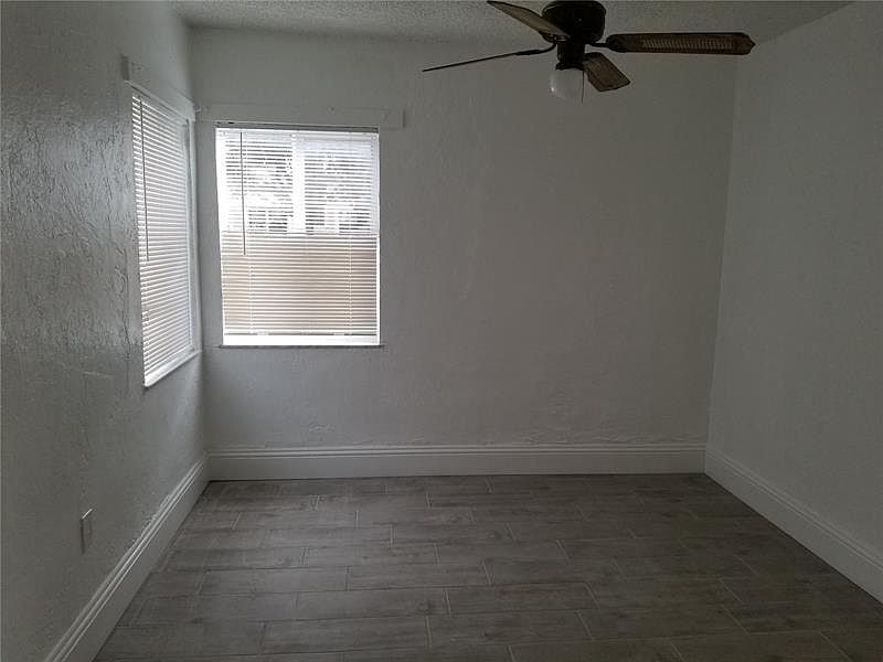 2nd image of 709 NE 4th Ct