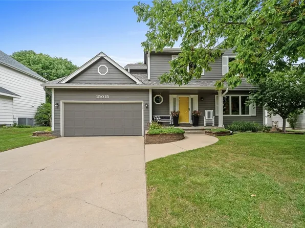 15015 Rosewood Dr, Clive, IA 50325