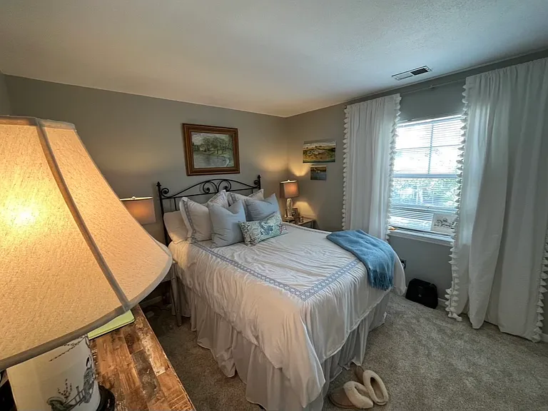 525 Olmsted Park Pl #O — Photo 7