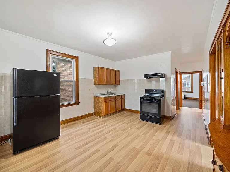 4749 S Keeler Ave #2 — Photo 5