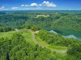 1175 W Hutchins Bend Rd, Sparta, TN 38583