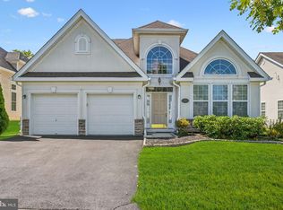 7 Honeysuckle Dr, Manahawkin, NJ 08050