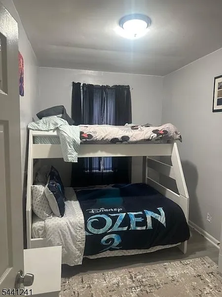 3 bed, 1.0 bath, $3,000 — Photo 4