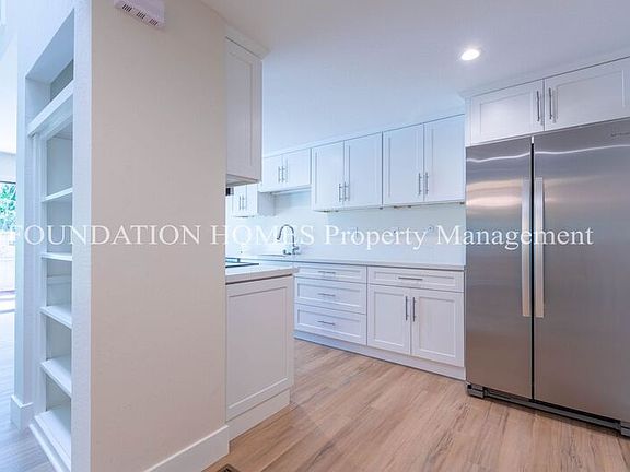 2nd image of 74 Windstone Dr