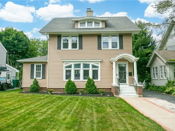 242 Belcoda Dr, Rochester, NY 14617