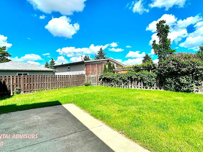 10819 43rd Ave NW #UPPER — Photo 25