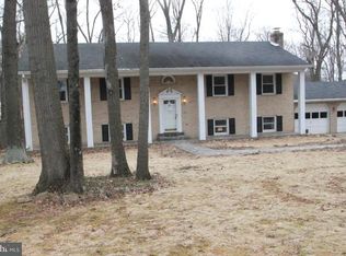 8014 Dustin Dr, Frederick, MD 21701