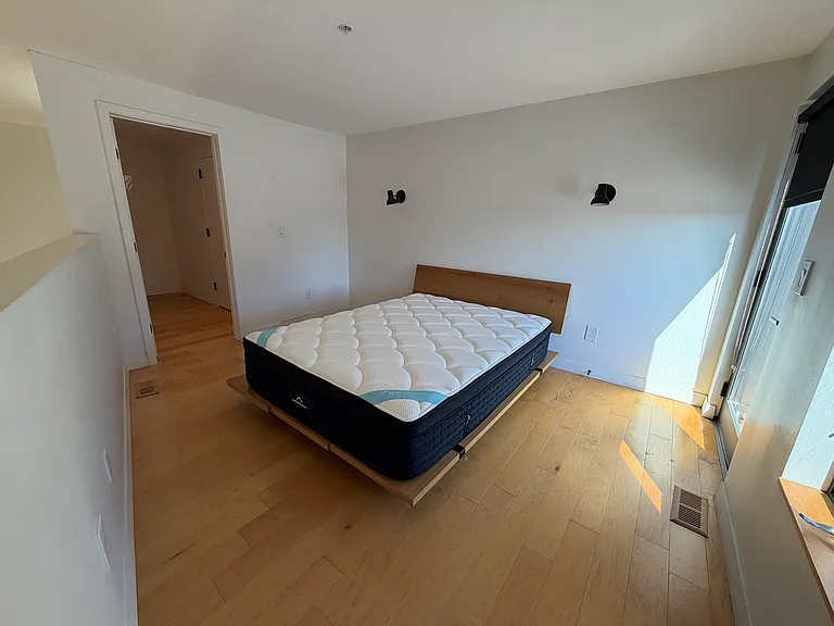 15 Allen St #302 — Photo 12
