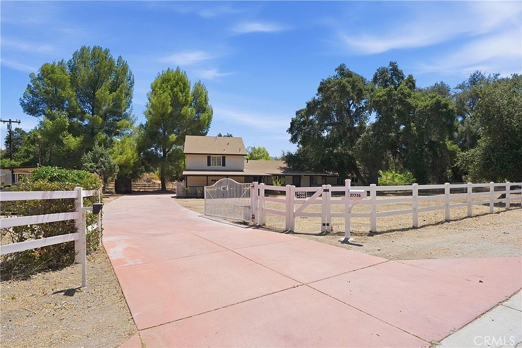 27756 Sand Canyon Rd — Sand Canyon Country Club