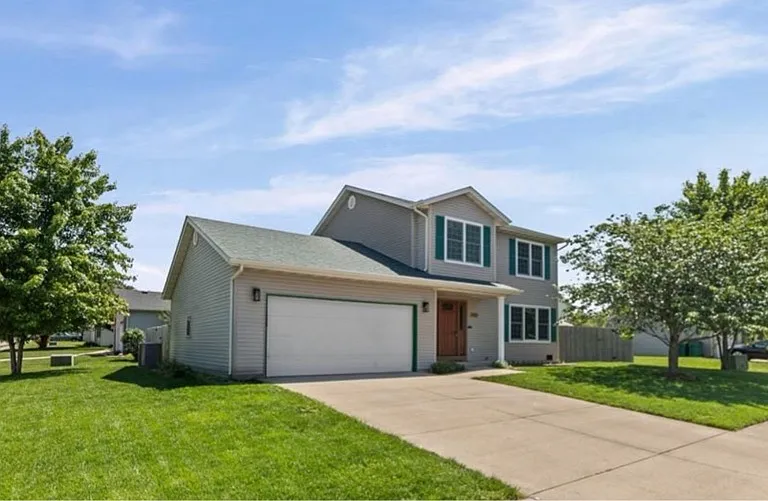 935 Natasha Cir — Photo 1