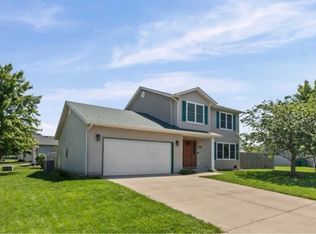 935 Natasha Cir, O Fallon, IL 62269