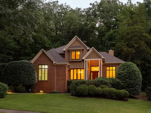 2980 Hampton Cove Way SE, Owens Cross Roads, AL 35763