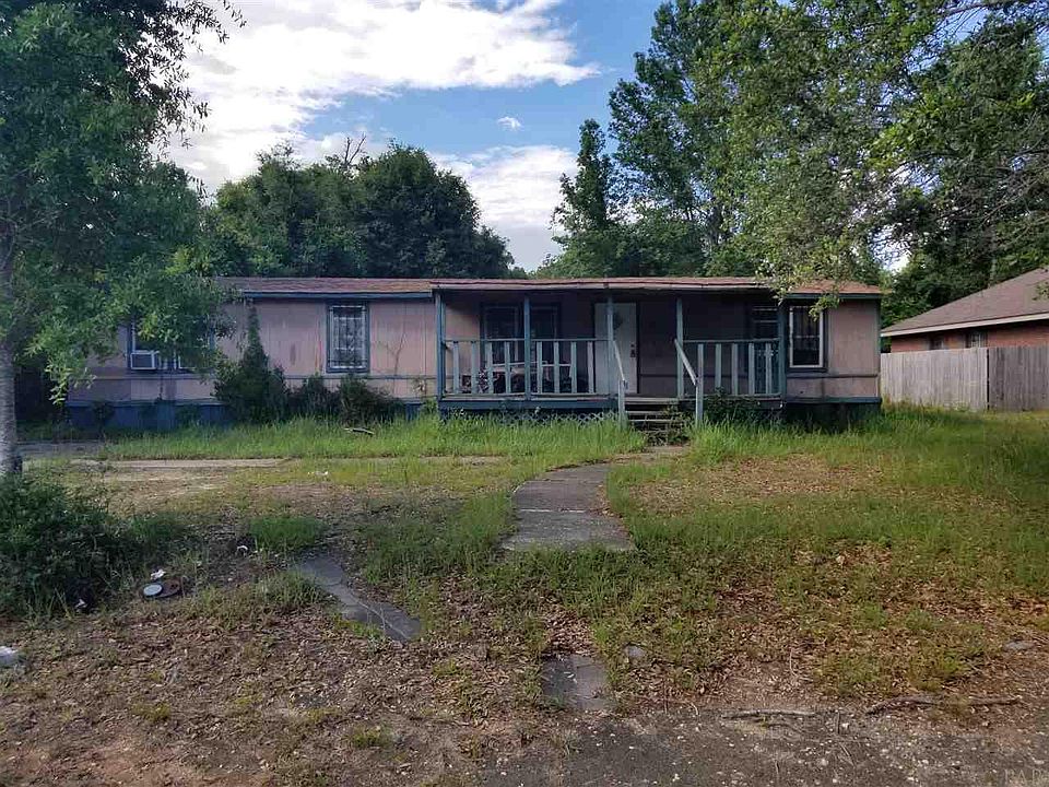 2nd image of 620 Warner Ave