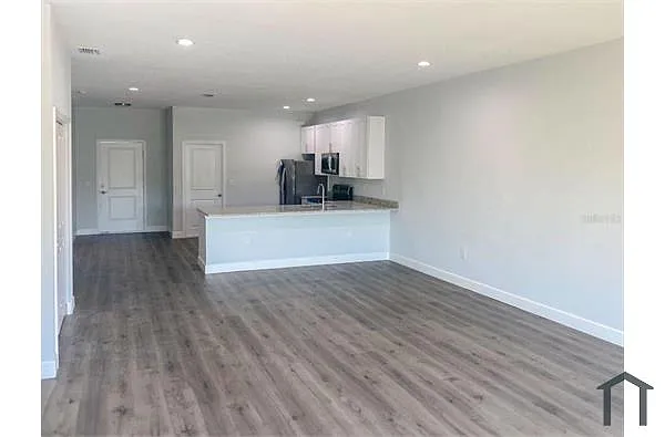 Building Photo - 8519 Agate St #8519