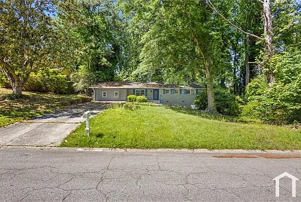 4 bed, 1500 sqft, $2,185 — Photo 2