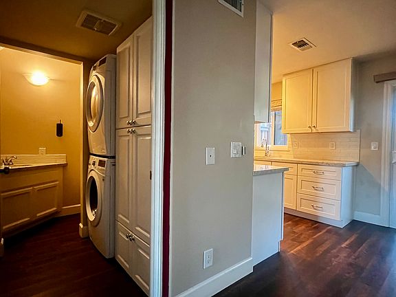 5th image of 2497 Merrychase Dr APT 10