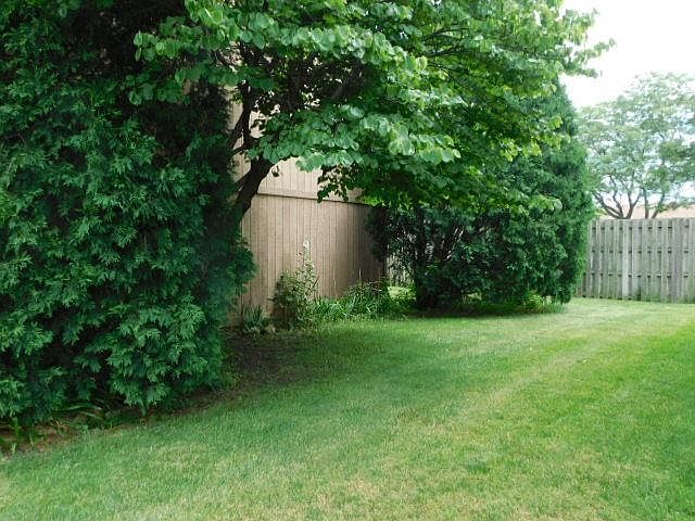 2nd image of 7329 Colosseum Dr #21