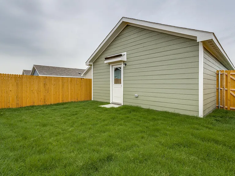 127 Sunflower St — Photo 19