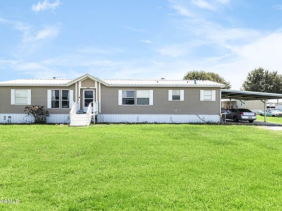 4th image of 1013 Lagneaux Rd