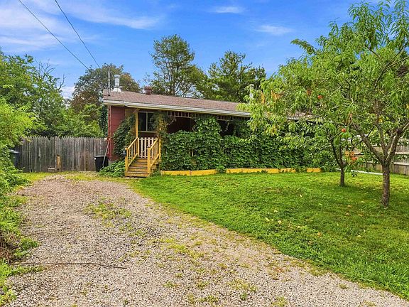 4th image of 35 Colonial Cres