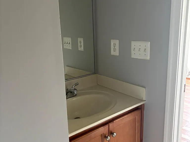 15711 John Diskin Cir — Photo 19