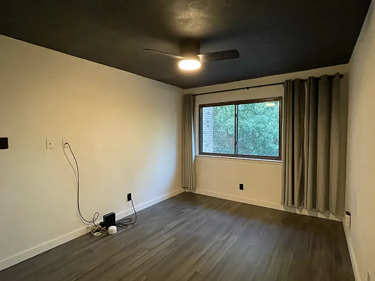 7257 Coronado Cir — Photo 30