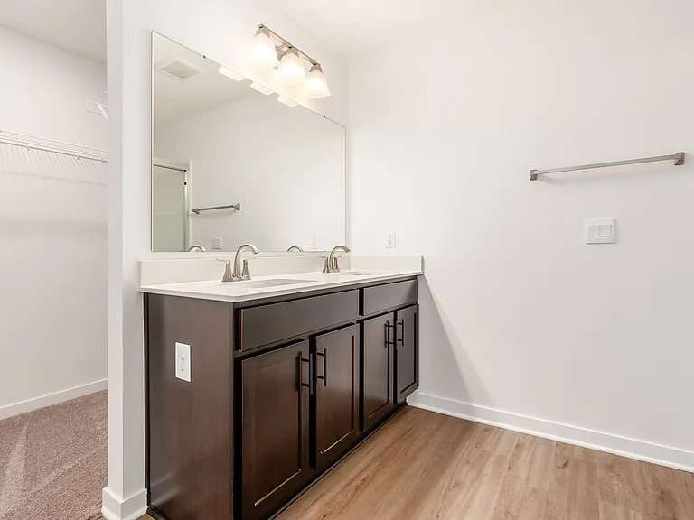 2787 Horsham Dr — Photo 23