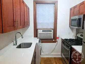 Rented by Brooklyn Heights Real Estate Inc