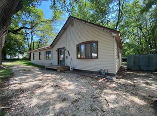 4725 NE 27th Ct, Des Moines, IA 50317