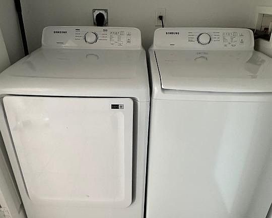 4th image of 4951 Leeward Ln #3105