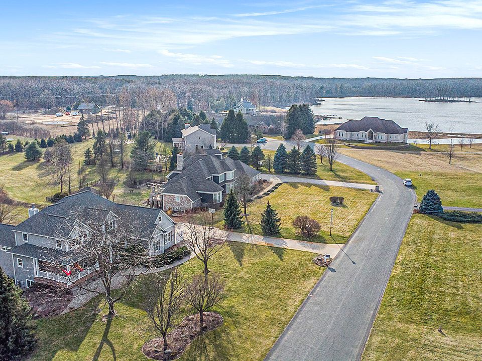 1st image of 8761 Pine Island Ct S
