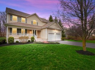 26 Meadow Sweet Rd, Cortlandt Manor, NY 10567