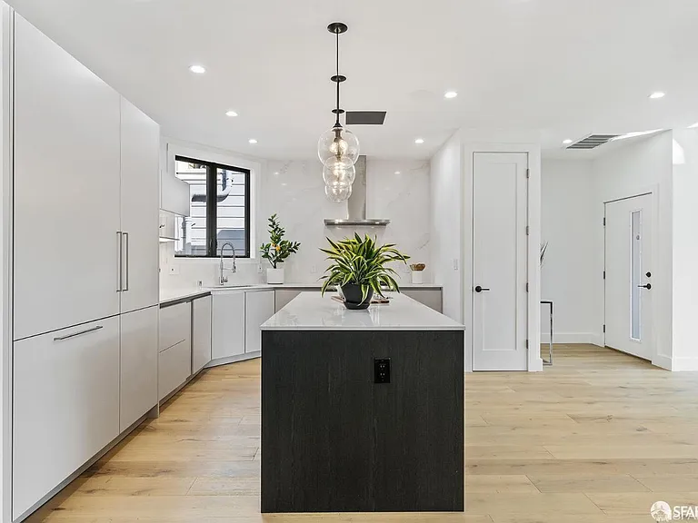1160 Florida St — Photo 20