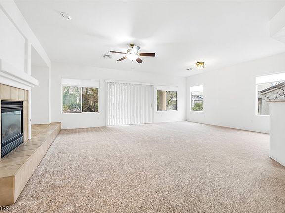 3rd image of 2881 Thunder Bay Ave